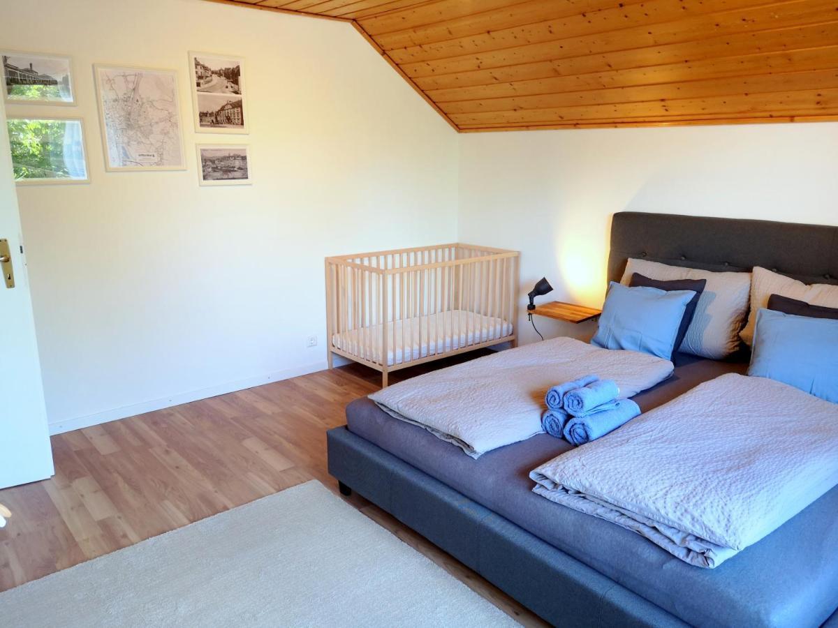 Family-Apartment Mit Balkon, Kueche, Parkplatz & Waschmaschine Офенбург Екстериор снимка