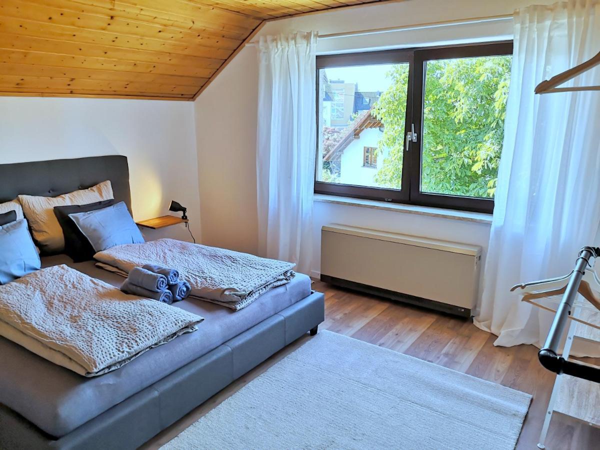 Family-Apartment Mit Balkon, Kueche, Parkplatz & Waschmaschine Офенбург Екстериор снимка